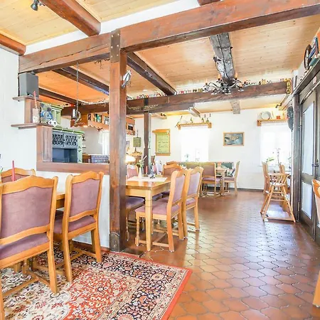 Lindenkrug Guest house 2*