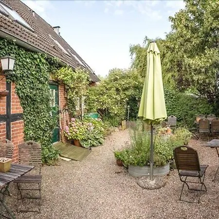 Lindenkrug بيت ضيافة Thomsdorf (Schleswig-Holstein)